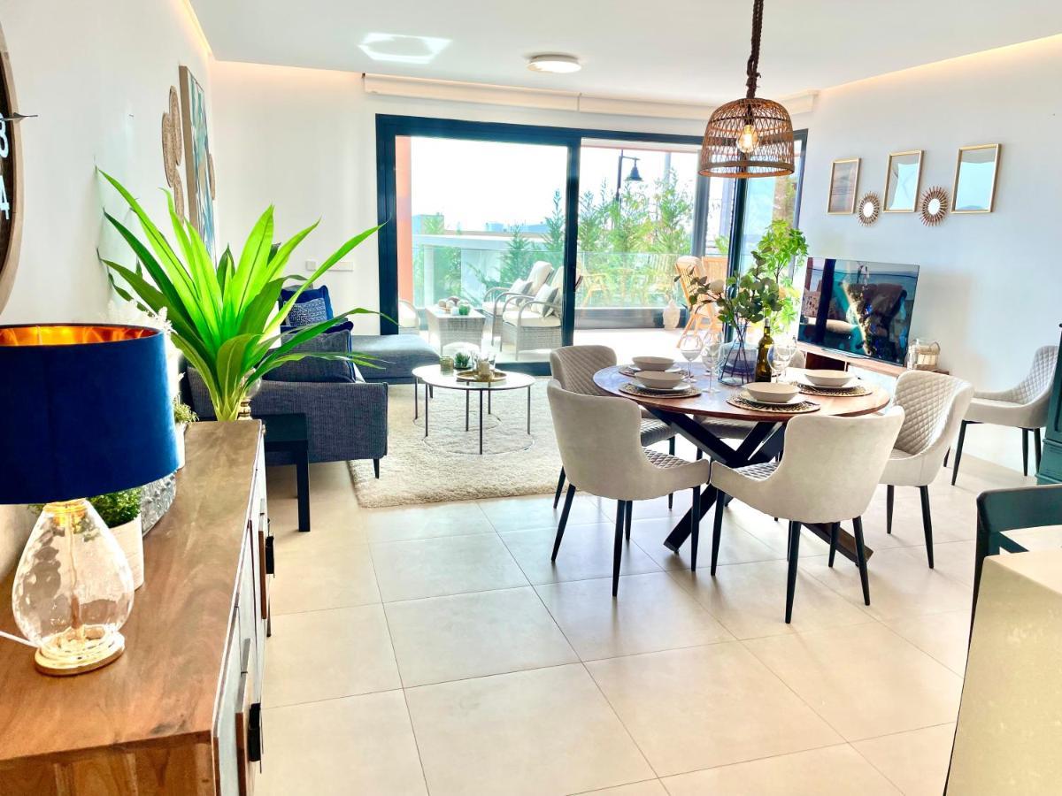 Luxury 3 Bedroom Apartment 300M From The Beach Fuengirola Eksteriør bilde