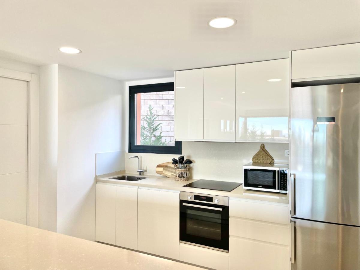 Luxury 3 Bedroom Apartment 300M From The Beach Fuengirola Eksteriør bilde