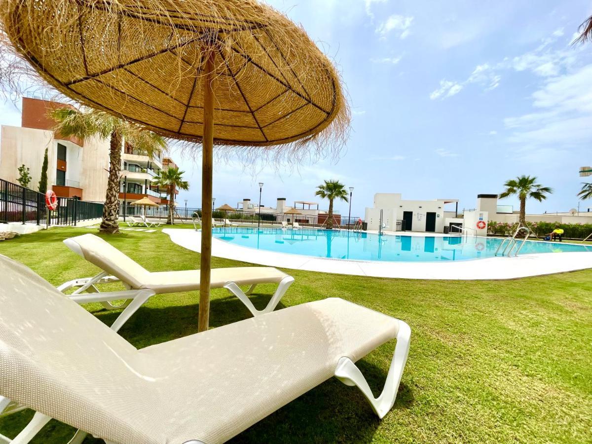 Luxury 3 Bedroom Apartment 300M From The Beach Fuengirola Eksteriør bilde