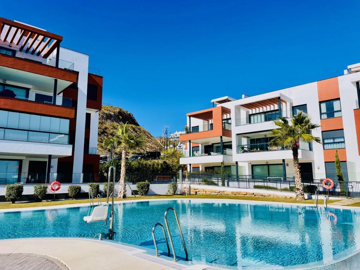 Luxury 3 Bedroom Apartment 300M From The Beach Fuengirola Eksteriør bilde